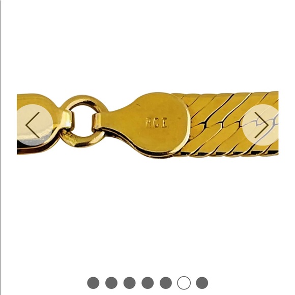 14ct. Yellow gold herring bone necklace.. 20 in long..in great shape - Picture 5 of 8